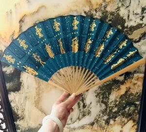 Taoist fan imitates art crafts
